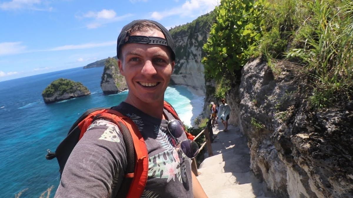 'Video thumbnail for I TOOK MY FAMILY TO NUSA PENIDA (Bali's Most Beautiful Island)'