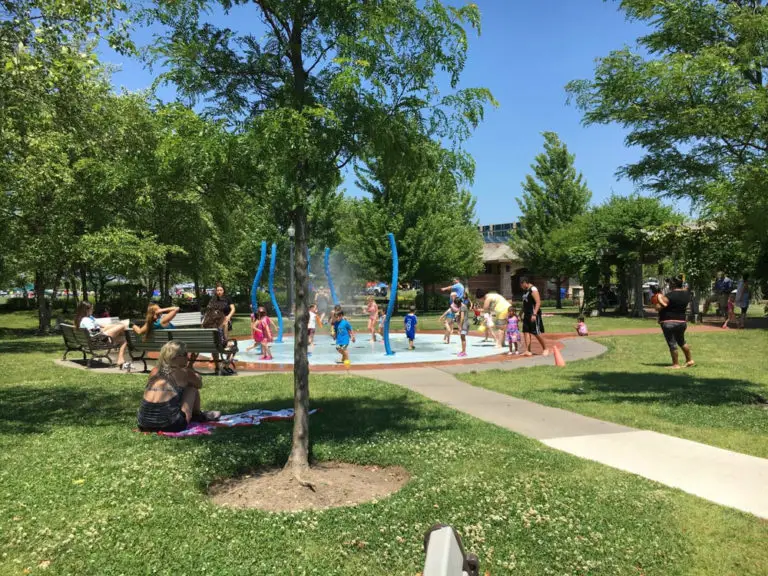 Best Splash Pads And Public Pools In Chicago And Suburbs For 2024