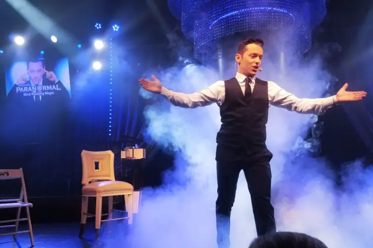 Here Are the Best Magic Shows in Las Vegas in 2024 🧙