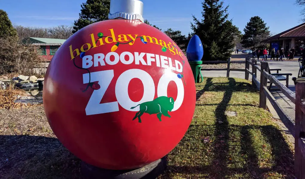 Brookfield Zoo Holiday Magic Hours, Events, and Hotels