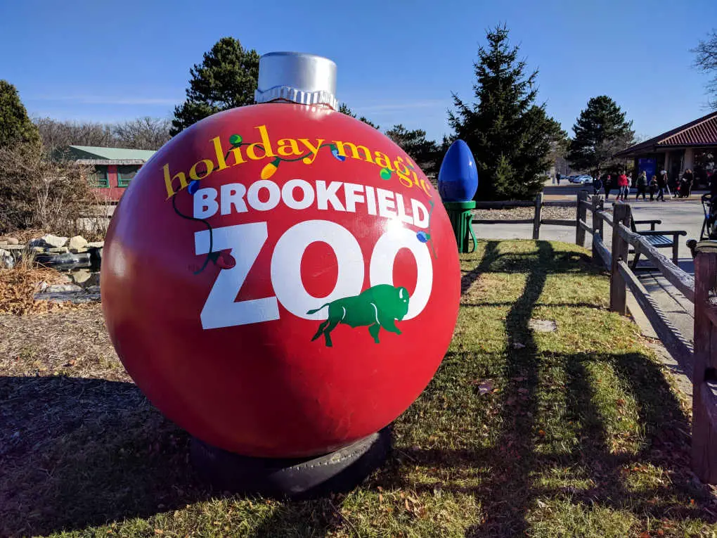 Brookfield Zoo Holiday Magic Hours, Events, and Hotels