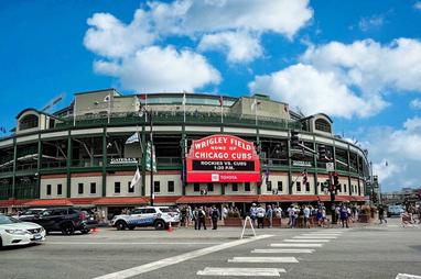 Wrigley Field Guide – Where to Park, Eat, and Get Cheap Tickets