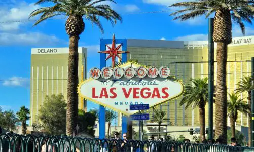 I Wish I’d Known These Unwritten Rules Before My First Vegas Trip